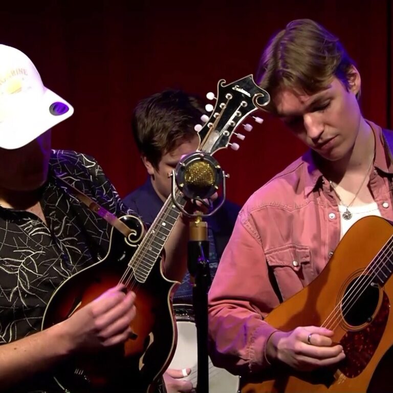 Instagram post from postmodernclarity. This post is in position 3.